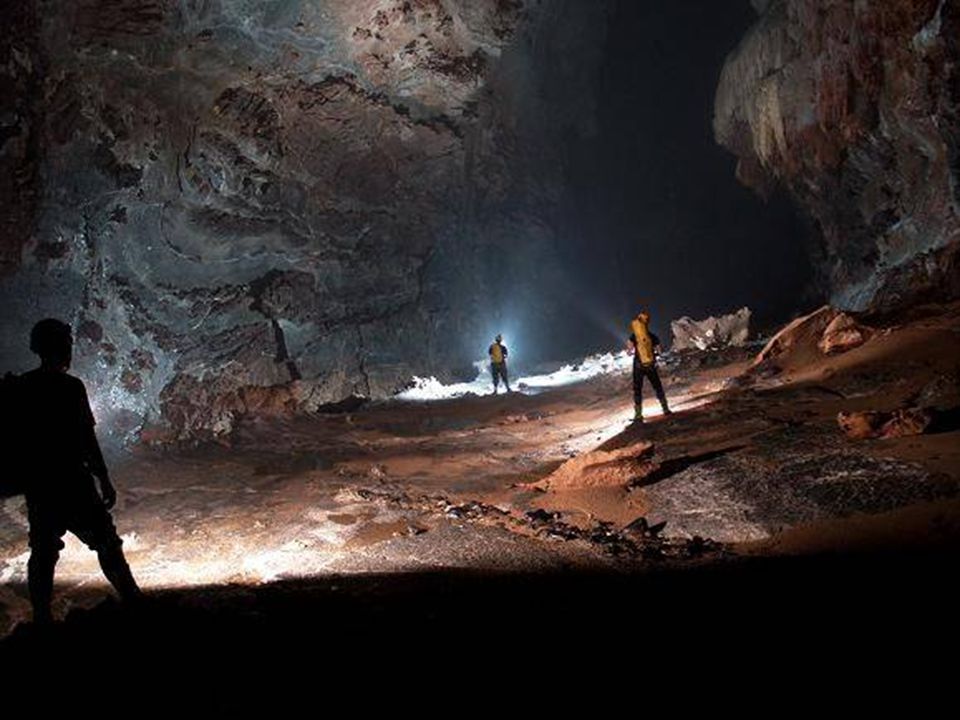 A Hang Son Doong barlangot, a Phong Nha-Ke Vietnami Nemzeti Parkban, Ho-Khanh ben fedezte fel.