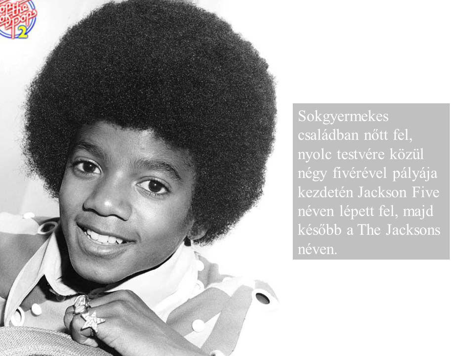 Meghalt Michael Jackson amerikai popénekes.